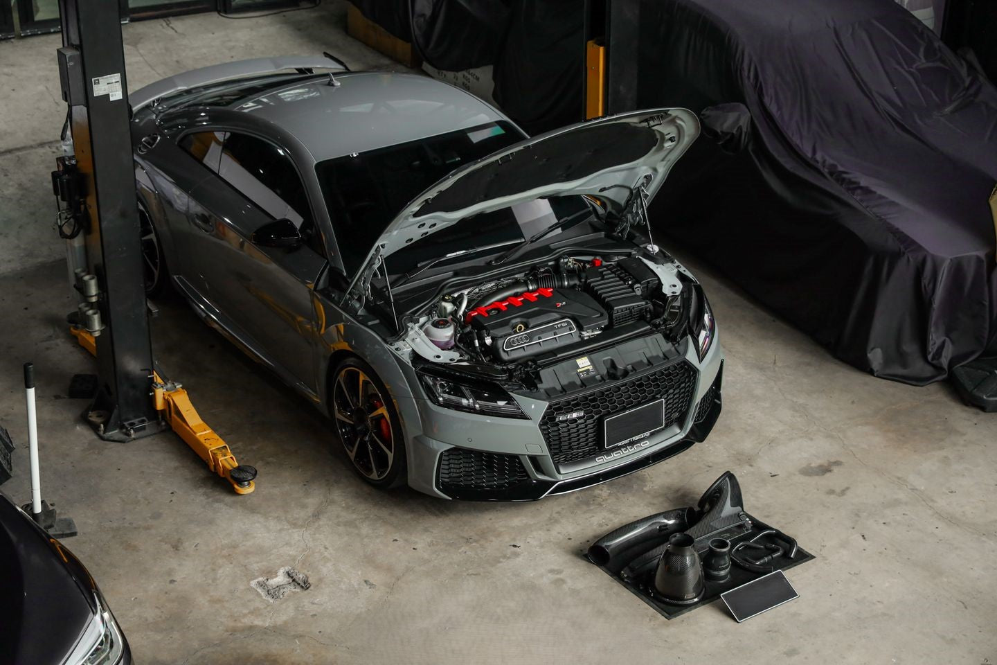 AUDI TTRS EVENTURI Carbon Air Intake